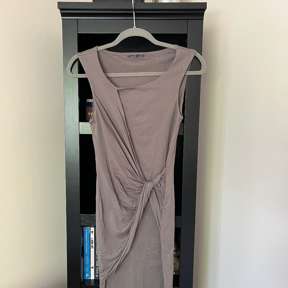 Twist Front Bodycon Dress- Brand Velvet Size Small